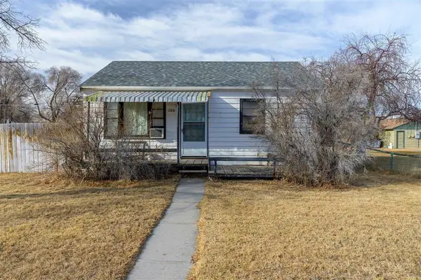 380 S Evarts St, Powell, WY 82435