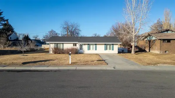 141 E 6th Ave, Lovell, WY 82431
