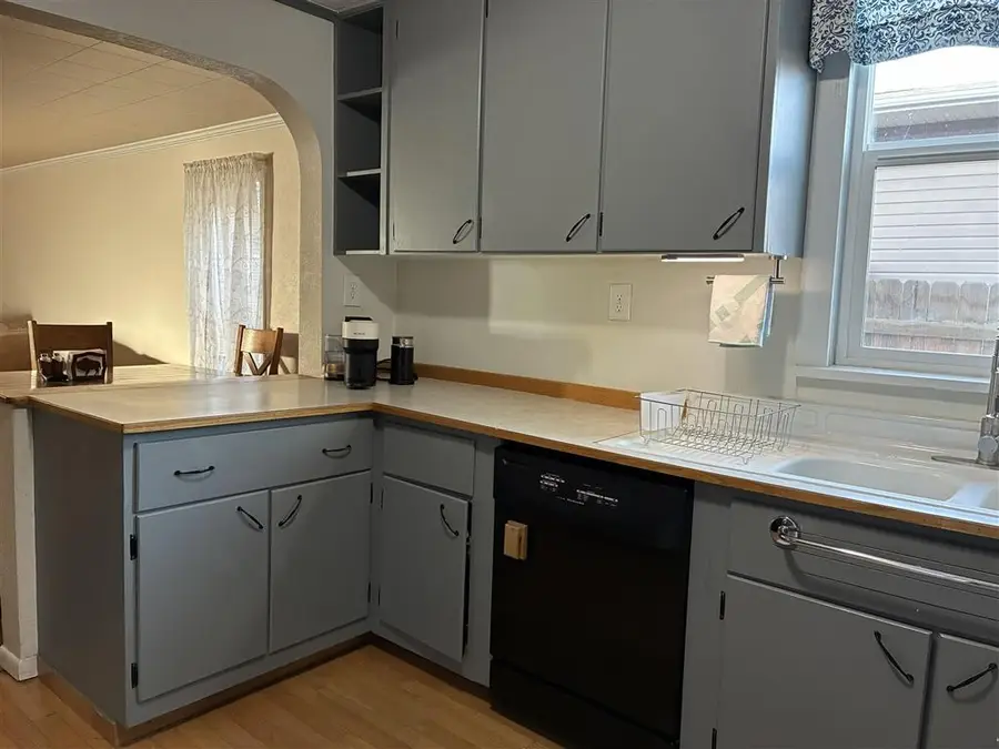 1431 Alger Ave, Cody, WY 82414 - #2