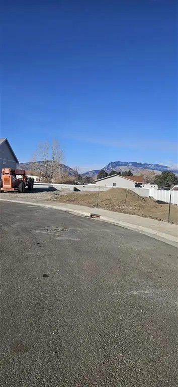 2725 Skyview Ln, Cody, WY 82414 - #1