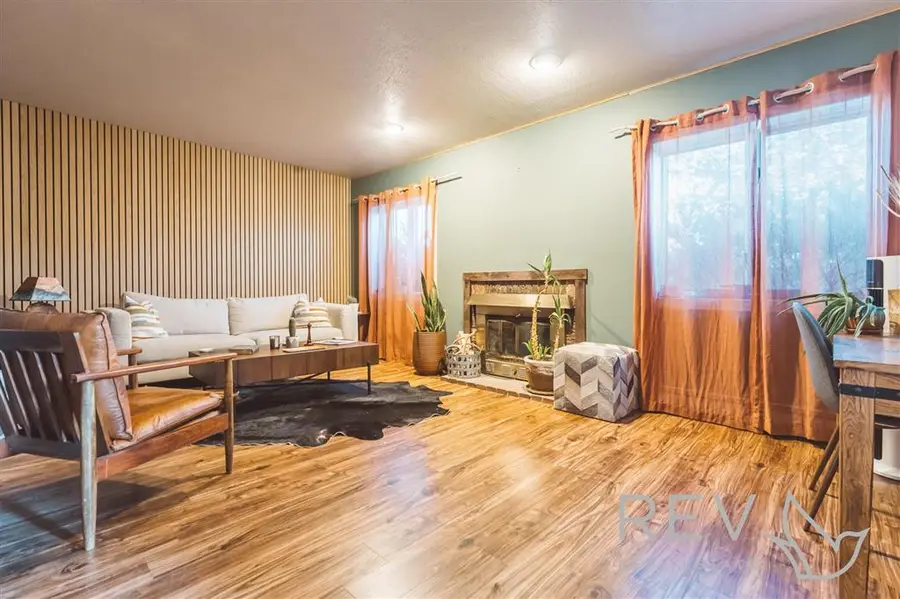 2007 Pioneer Ave, Cody, WY 82414 - #3