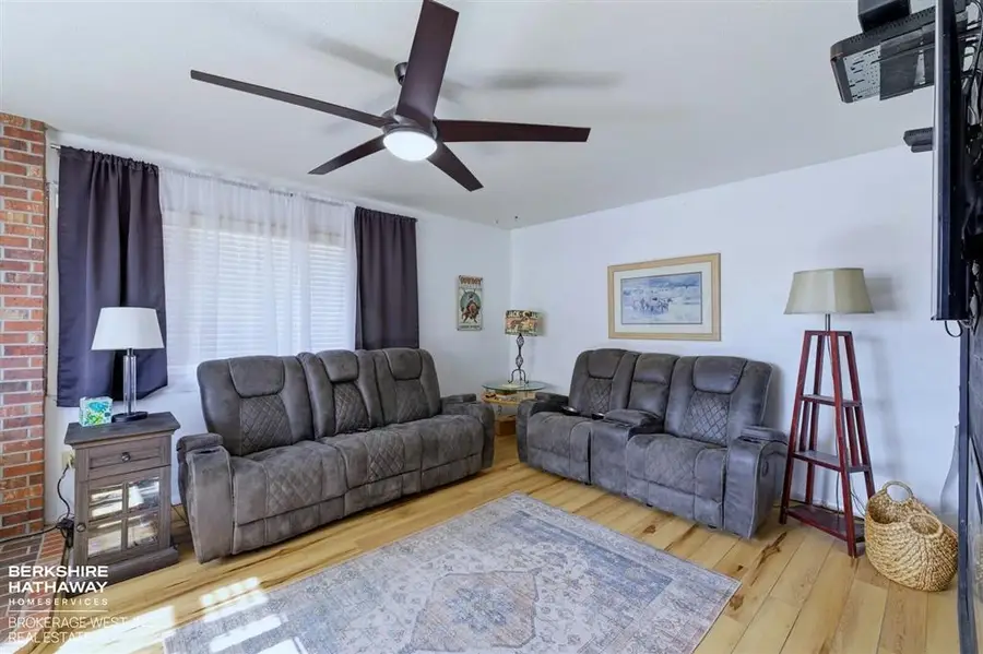 1061 Lane 11 1/2, Powell, WY 82435 - #3