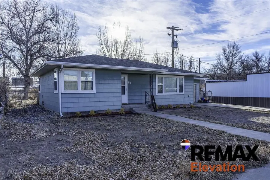 21 S 2nd St, Greybull, WY 82426 - #3