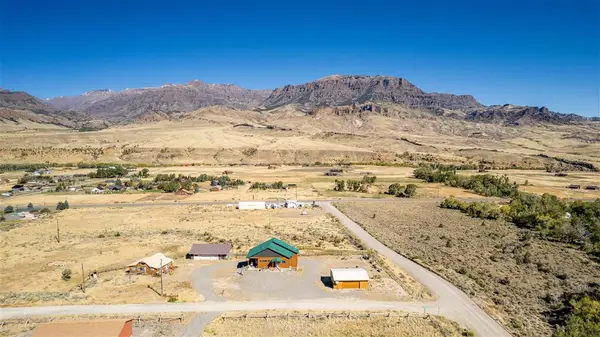 3 Paintbrush Dr, Cody, WY 82414