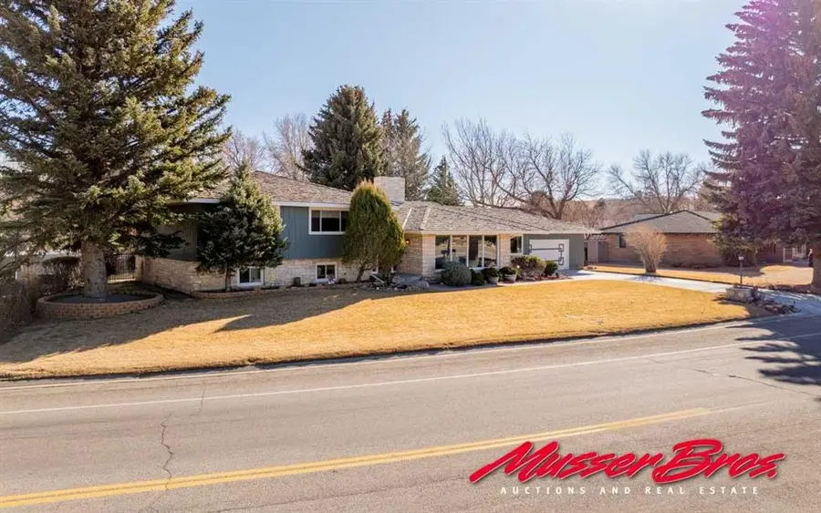 920 Skyline Dr, Cody, WY 82414 - #2