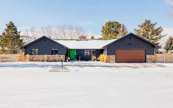 20 Blackheath Ct, Cody, WY 82414