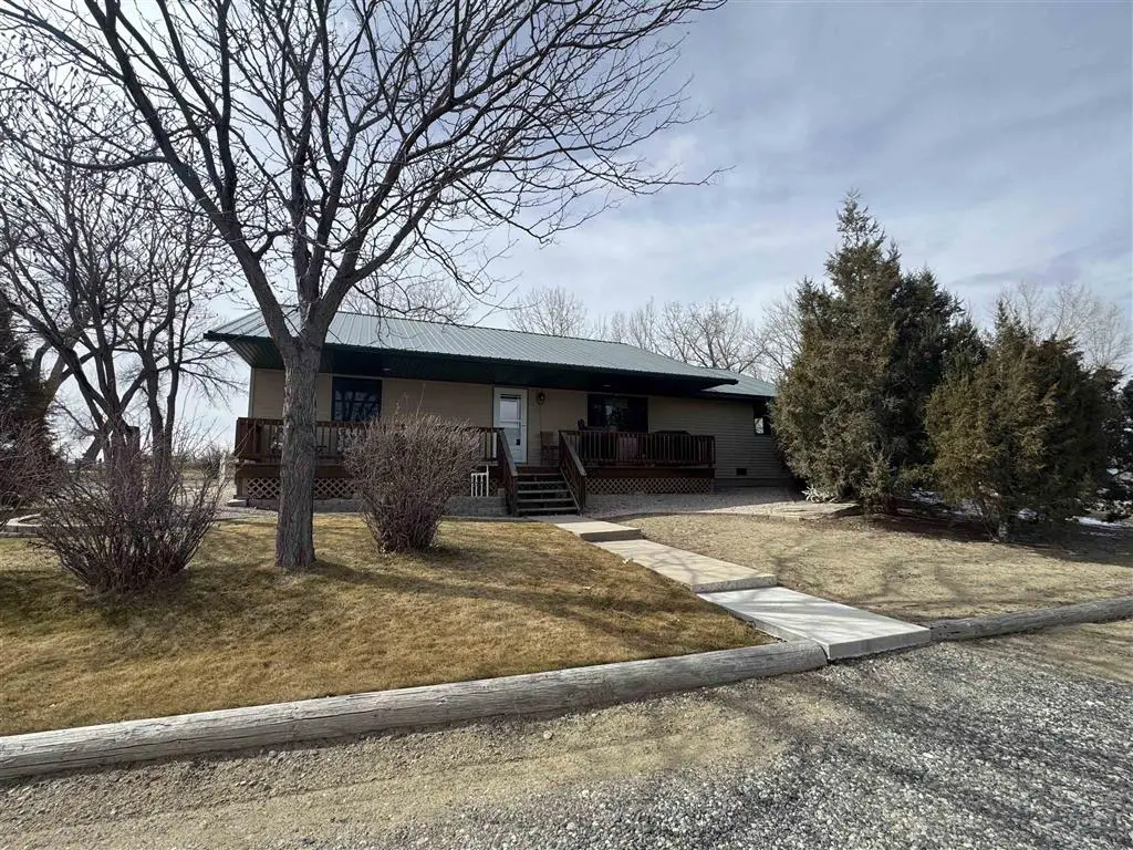 239 Hwy 14 E, Greybull, WY 82426 - #1