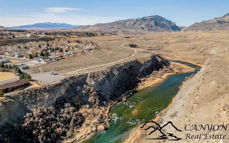 801 River View Dr, Cody, WY 82414 - #2