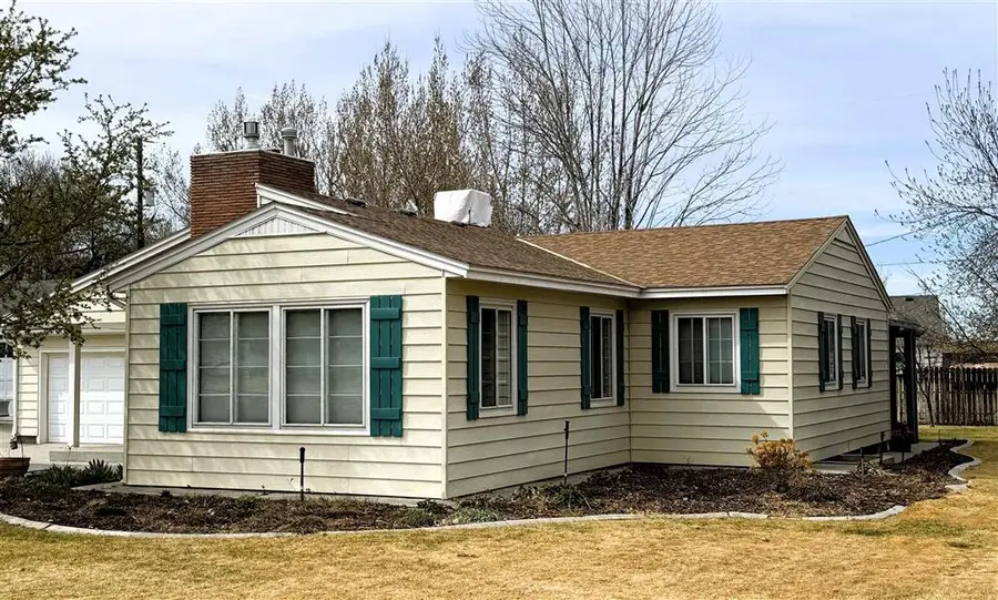 1205 Circle Rd, Worland, WY 82401 - #3