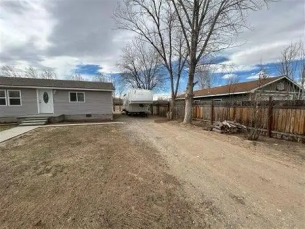 854 N 8th St, Basin, WY 82410
