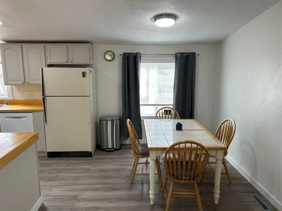 854 N 8th St, Basin, WY 82410 - #3