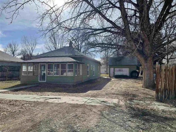 506 6th St S, Basin, WY 82410