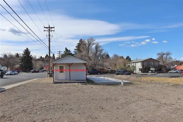 1831 Sheridan Ave, Cody, WY 82414