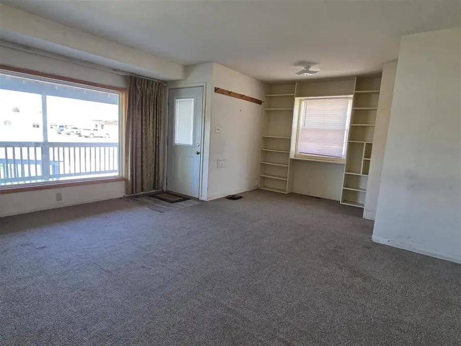1400 Howell Ave, Worland, WY 82401 - #3