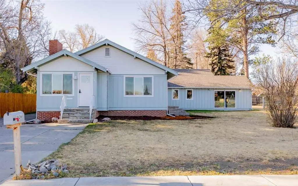 826 Cody Ave, Cody, WY 82414 - #1