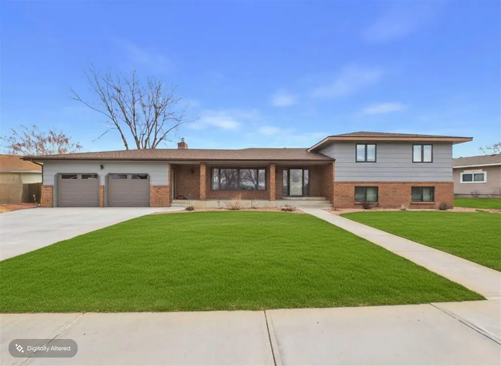 853 N Day St, Powell, WY 82435 - #1