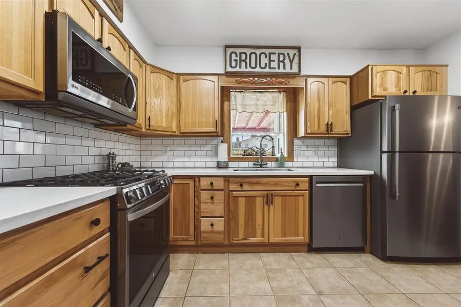 1032 Alpine Ave, Cody, WY 82414 - #2