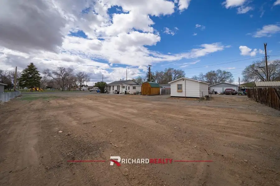 747 E Jefferson St, Powell, WY 82435 - #3