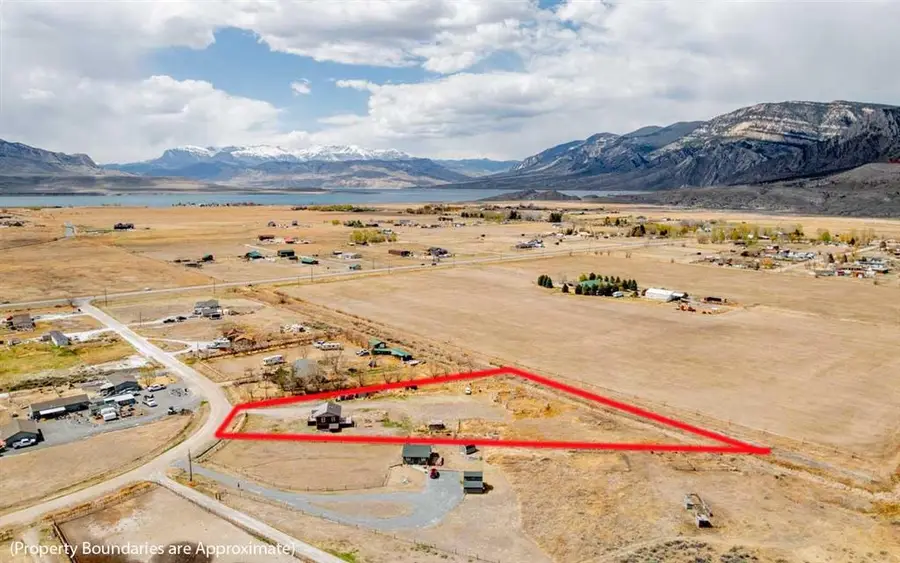 15 Arrowhead Dr, Cody, WY 82414 - #2