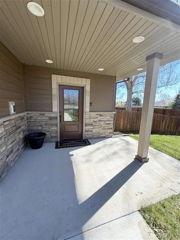 50 W 2nd St N, Cowley, WY 82420 - #2