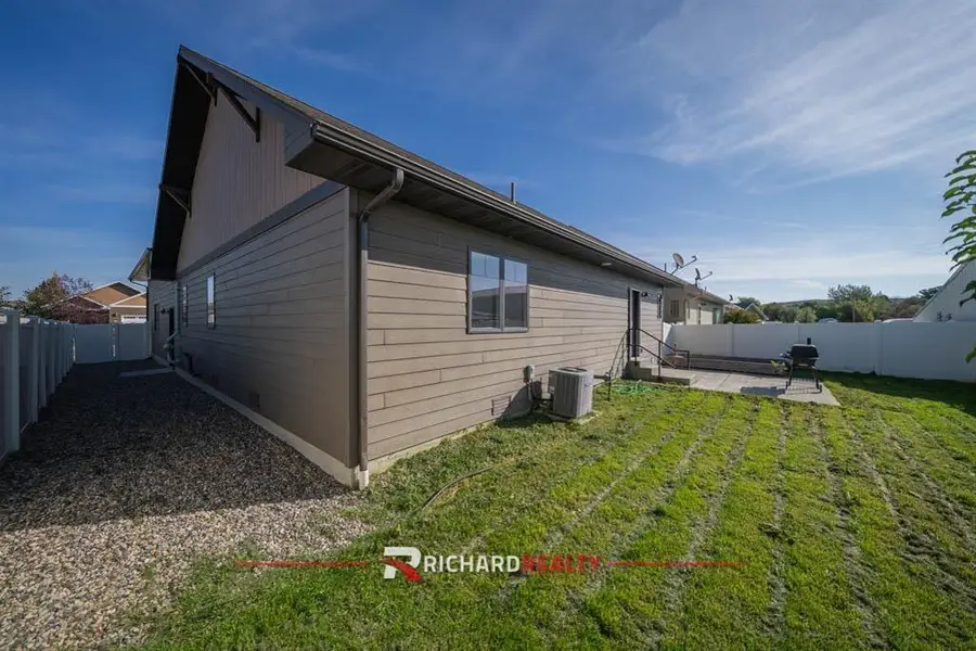 2924 Fuelie Ave, Cody, WY 82414 - #3
