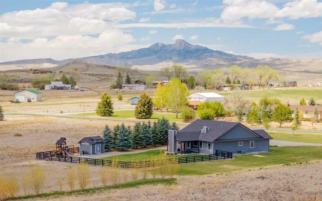 28 Gerber Ln, Cody, WY 82414 - #1