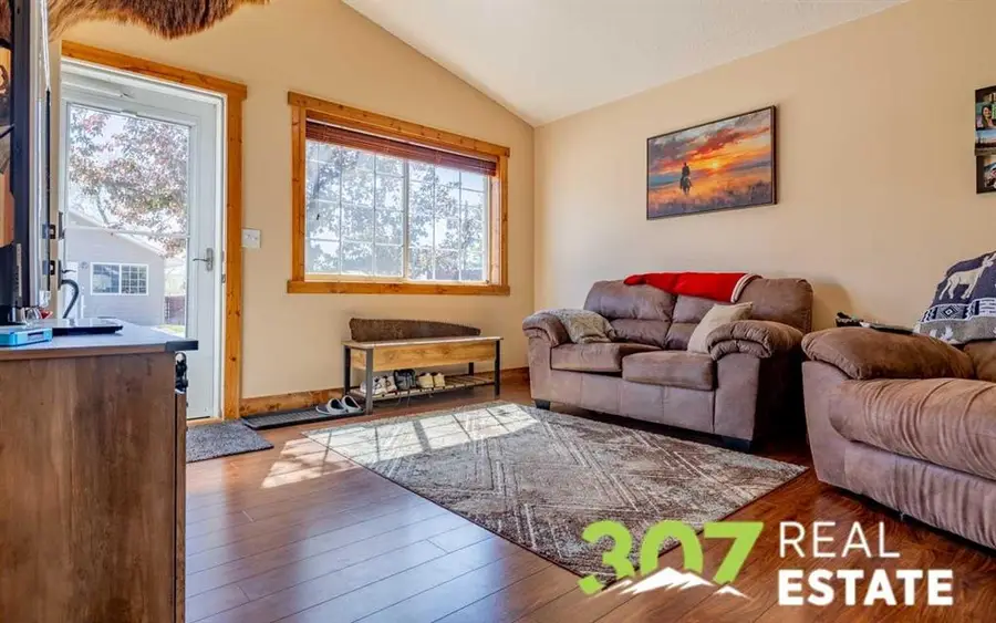 1643 Stella Ct, Cody, WY 82414 - #3