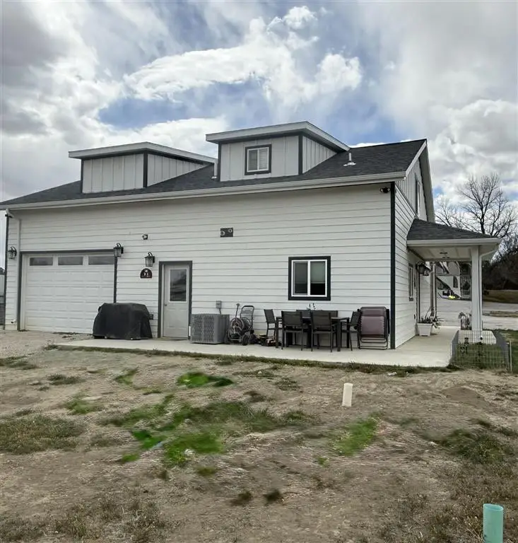 280 W Main St, Cowley, WY 82420 - #3