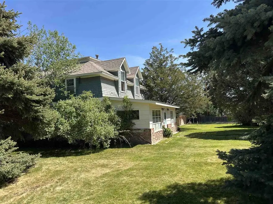 518 W F St, Basin, WY 82410 - #3