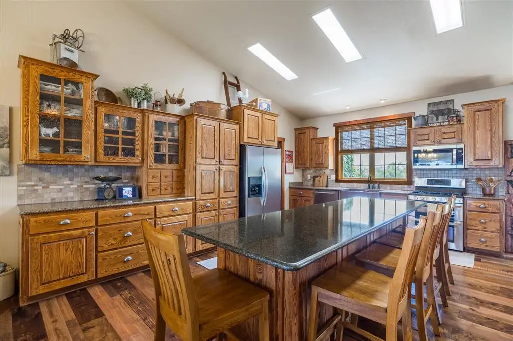 1132 Lane 12, Lovell, WY 82431 - #1