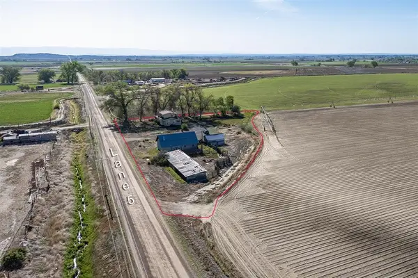 1026 Lane 5, Powell, WY 82435