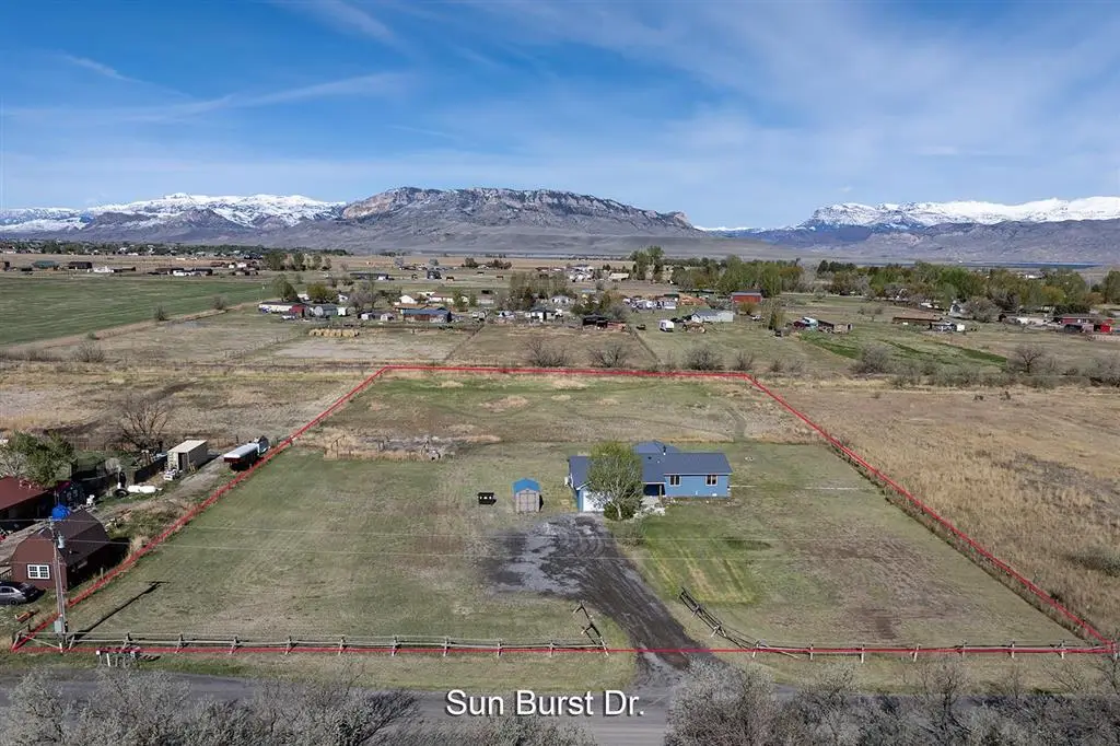 21 Sunburst Dr, Cody, WY 82414 - #1