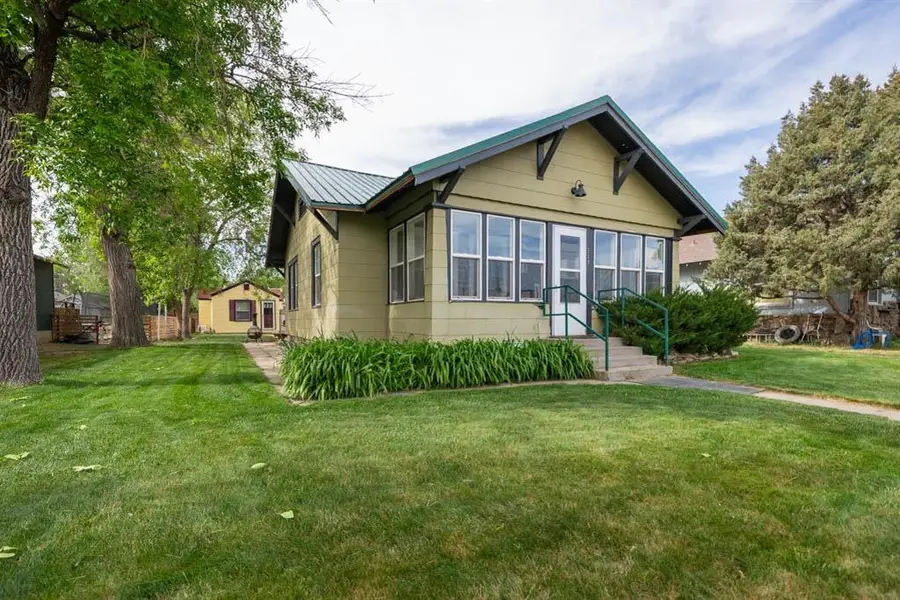 517 2nd Ave S, Greybull, WY 82426 - #2