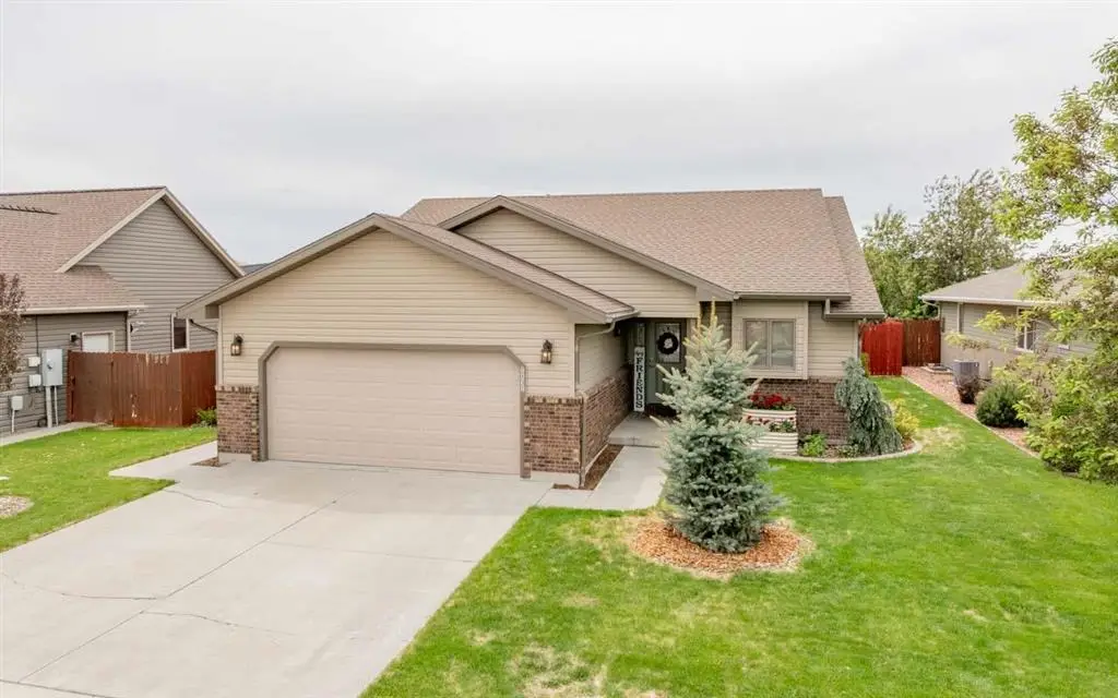 2832 Kent Ave, Cody, WY 82414 - #1