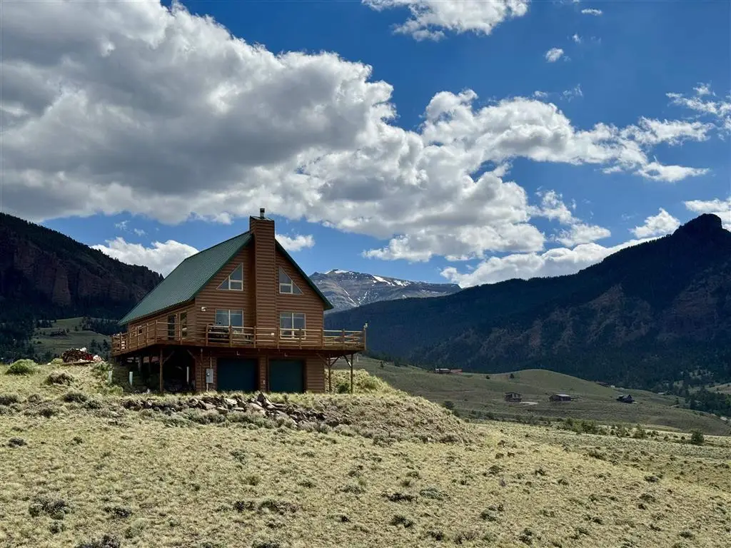 174 Hawk Dr, Cody, WY 82414 - #1
