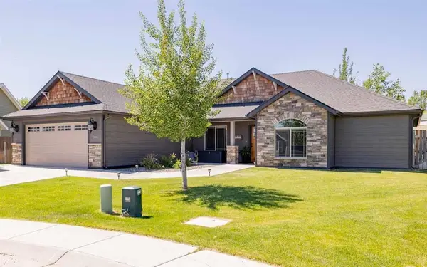 3008 Hardpan Ave, Cody, WY 82414