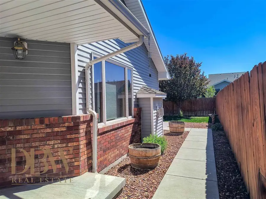 1208 Sage Brush St, Cody, WY 82414 - #3