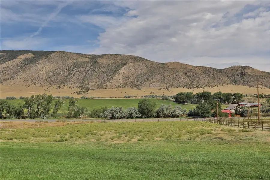 414 Southfork Rd, Cody, WY 82414 - #2