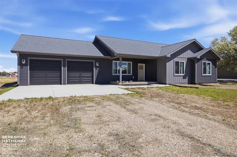 8 Lakota Ct, Cody, WY 82414 - #2
