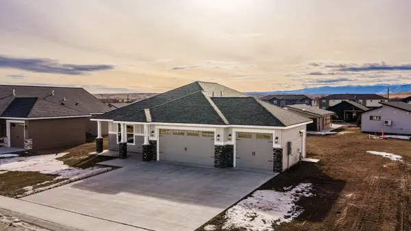 1426 Silverton Drive, Ranchester, WY 82839