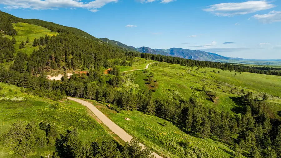 180 Styx Road, Big Horn, WY 82833 - Image #3