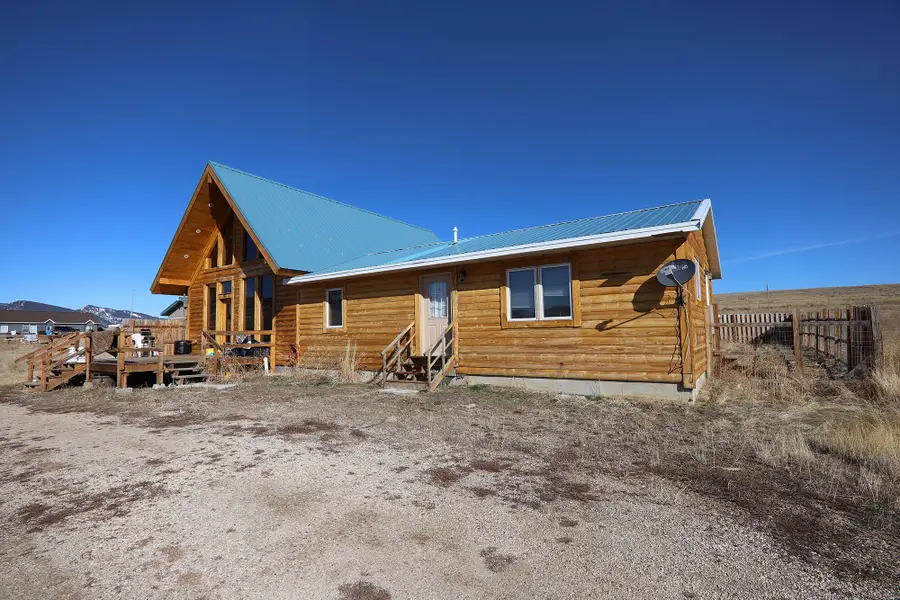 142 Warbonnet Drive, Banner, WY 82832 - Image #2
