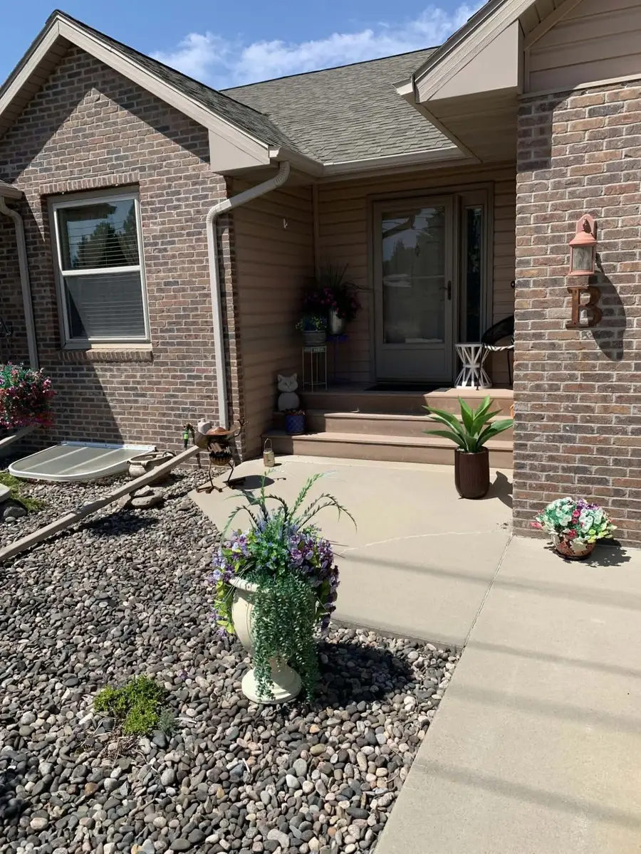 918 Highland Avenue #B, Sheridan, WY 82801 - #3