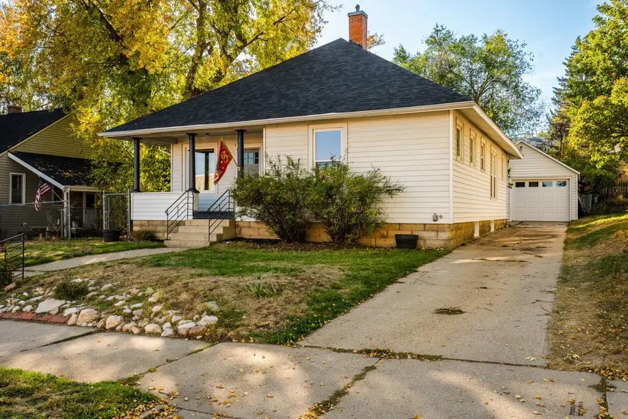 636 Clarendon Avenue, Sheridan, WY 82801 - #3