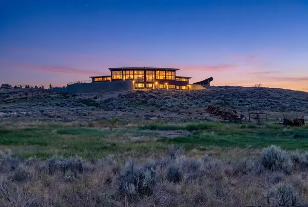 2020 13th, Powell, WY 82435
