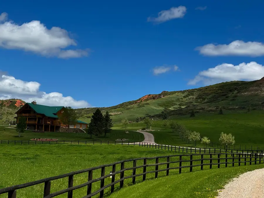 743 E Us Hwy 14, Sheridan, WY 82801 - #3