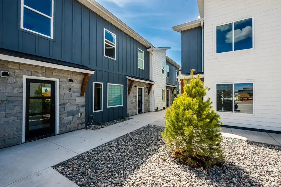 1402 Windsor Drive #E, Ranchester, WY 82839 - #3