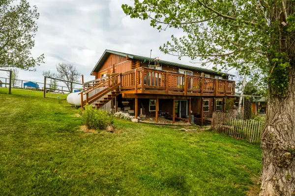 3 Means Drive, Banner, WY 82832