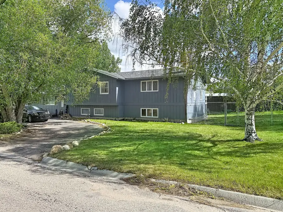 155 E Keays Street, Buffalo, WY 82834 - #3