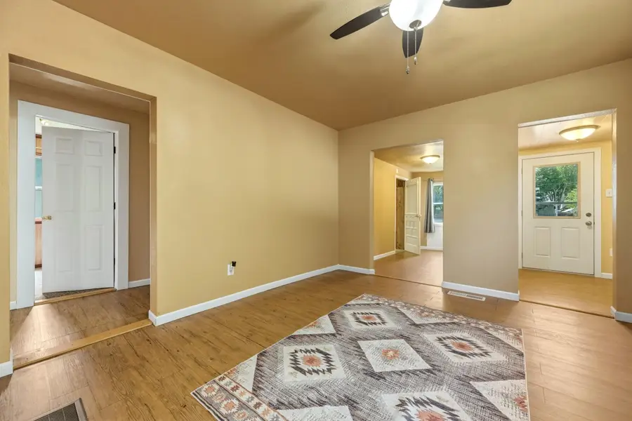 317 E 2nd Street, Sheridan, WY 82801 - #3